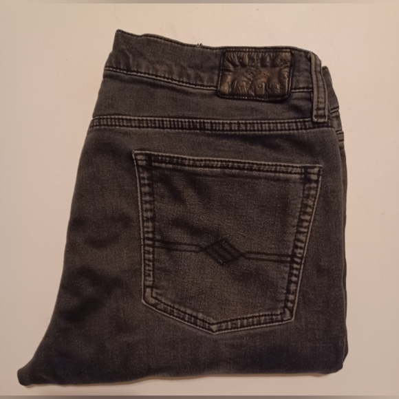 A Joseph Abboud Slim Fit Black Jeans - Picture 5 of 14